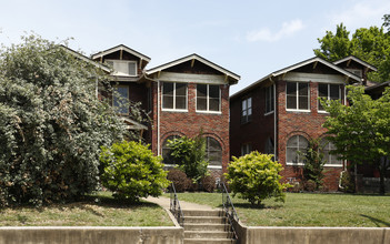 Clinch Ave Apartments in Knoxville, TN - Foto de edificio - Building Photo