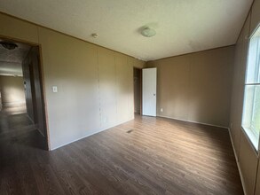 6901 Mangrove Dr in Wesley Chapel, FL - Building Photo - Building Photo
