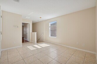 2825 Cliffe Ct in Oviedo, FL - Building Photo - Building Photo