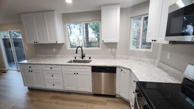 6308 49th Dr NE in Marysville, WA - Building Photo - Building Photo