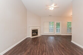 12123 Hampton Pl Dr in Charlotte, NC - Building Photo - Building Photo