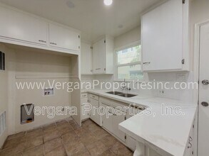 611 Amapola Ave in Torrance, CA - Building Photo - Building Photo