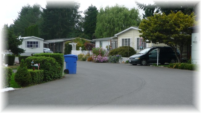 Bowman-hilton Mobile Home Park in Puyallup, WA - Foto de edificio - Building Photo