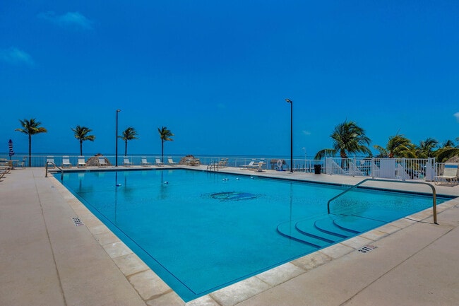 10877 Overseas Hwy in Marathon, FL - Building Photo - Building Photo