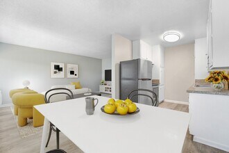 Kittridge Apartments in North Hollywood, CA - Building Photo - Building Photo