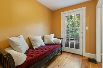 16 Edwin St, Unit 2 in Brookline, MA - Building Photo - Building Photo