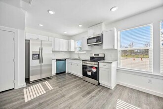 7811 Laura Koppe Rd in Houston, TX - Building Photo - Building Photo