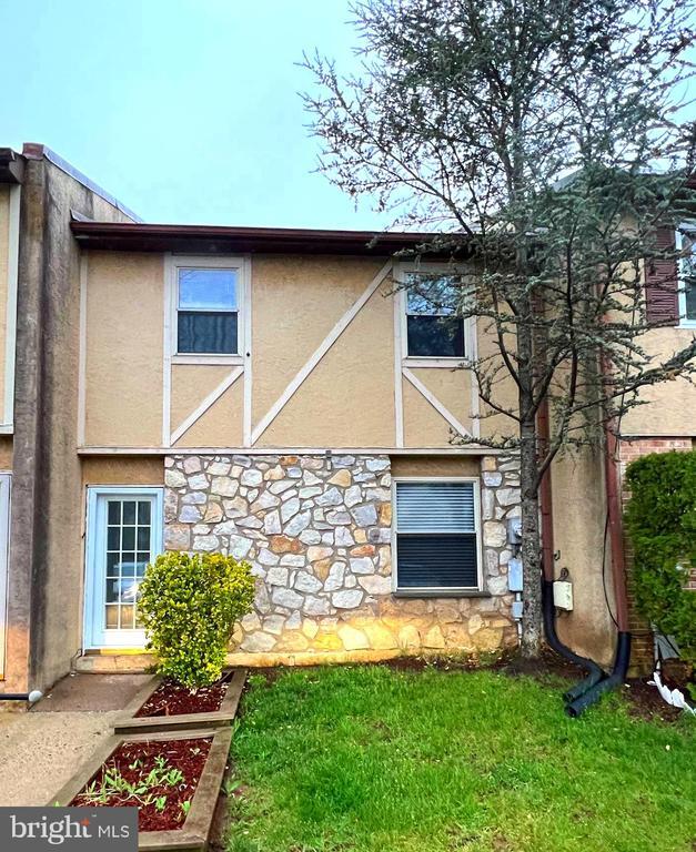 property at 1000 Jacksonville Rd