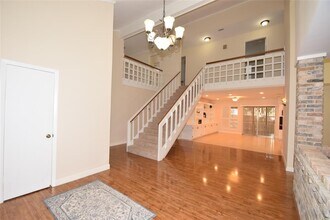715 Trademark Pl in Houston, TX - Building Photo - Building Photo