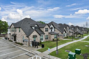 Park Place Flats in Waller, TX - Building Photo