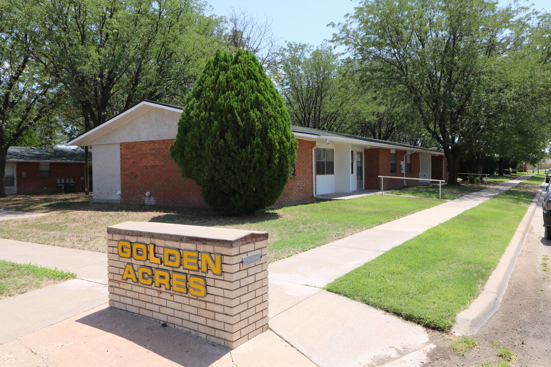Golden Acres Senior in Portales, NM - Foto de edificio