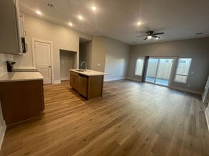 1823-1825 Hickory Creek St in Wichita, KS - Building Photo - Building Photo