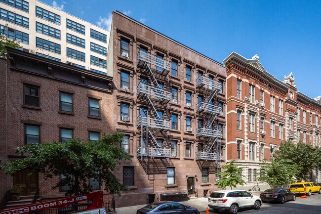 Landmark in New York, NY - Foto de edificio - Building Photo