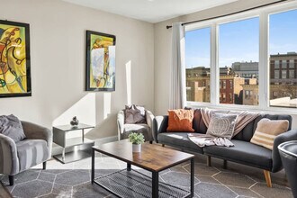 140 Pearl St, Unit SI ID1470148P in Chelsea, MA - Building Photo - Building Photo