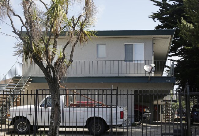 984 34th St in Emeryville, CA - Foto de edificio - Building Photo