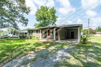 609 Brewer St SE in Hartselle, AL - Foto de edificio - Building Photo