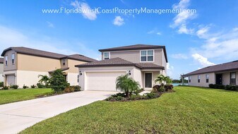 8415 Abalone Loop in Parrish, FL - Building Photo