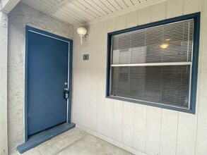 5111 Curry Ford Rd in Orlando, FL - Building Photo - Building Photo
