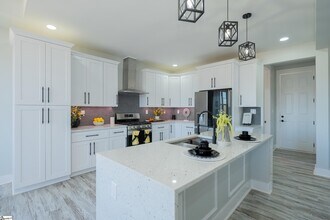 109 Horseshoe Bend Rd in Easley, SC - Building Photo - Building Photo