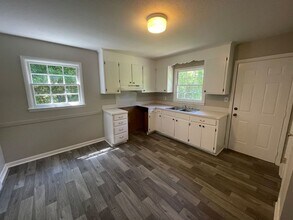 603 Lark Dr in Shelby, NC - Building Photo - Building Photo