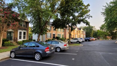 1017 Higgins Way in Hyattsville, MD - Building Photo - Building Photo