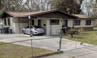 2166 Figaro Ln in Jacksonville, FL - Building Photo