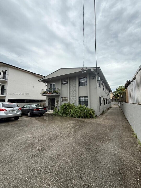 428 SW 2nd St in Miami, FL - Foto de edificio