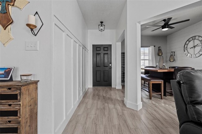 7529 Topaz Way in Texas City, TX - Building Photo - Building Photo