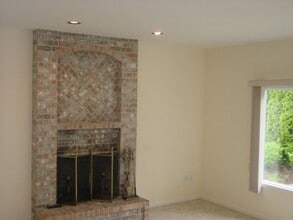 18218 SW Fallatin Loop in Beaverton, OR - Building Photo - Building Photo