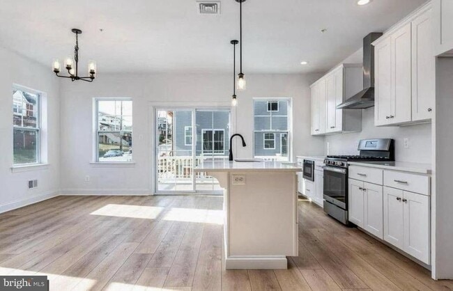 434 Hurst St in Bridgeport, PA - Building Photo - Building Photo