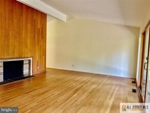 28 Pardoe Rd in Princeton, NJ - Building Photo - Building Photo