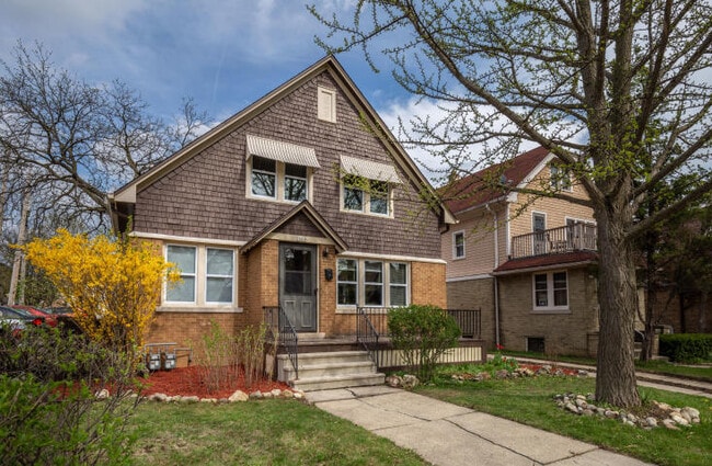 property at 2664 N 61st St