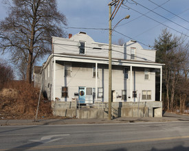 164-166 N Elm St in Torrington, CT - Building Photo - Building Photo