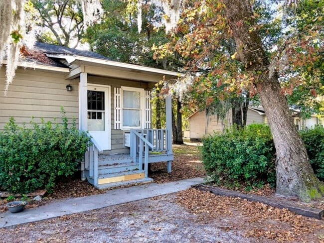 property at 209 William Bradford Pl