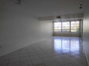 3507 Village Blvd-Unit -104 in West Palm Beach, FL - Building Photo - Building Photo