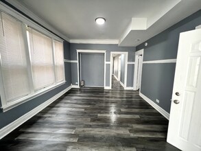 6630 S Rhodes Ave in Chicago, IL - Building Photo - Building Photo