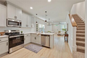 264 Richards St in College Station, TX - Building Photo - Building Photo