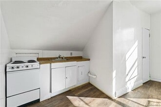 315 S 4th Ave in Mount Vernon, NY - Building Photo - Building Photo