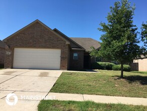 267 Edison Ln in Crowley, TX - Building Photo - Building Photo