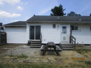 33 Krug Ct in Albany, NY - Building Photo - Building Photo