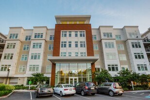 223 Concord Tpke in Cambridge, MA - Building Photo