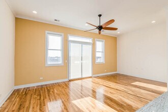 4808 N Spaulding Ave in Chicago, IL - Building Photo - Building Photo