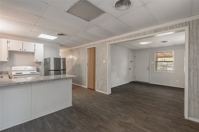 property at 299 Pine Harbor Dr