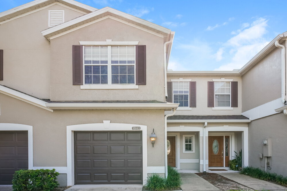 1843 Sunset Palm Dr in Apopka, FL - Building Photo