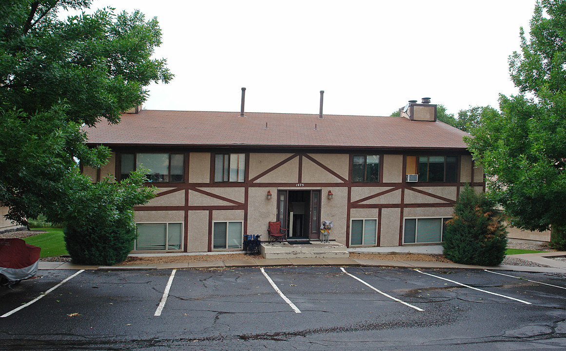 1475 Manitou Blvd in Colorado Springs, CO - Building Photo