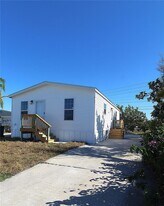 4117 10th St Ct E in Ellenton, FL - Building Photo