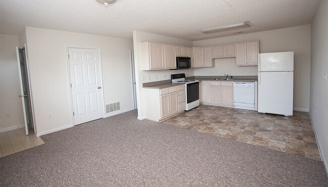 1334 Devon Ln in Harrisonburg, VA - Building Photo - Building Photo