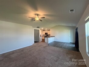 1228 Phifer Rd in Kings Mountain, NC - Building Photo - Building Photo
