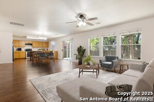 7908 Midnight Stage in San Antonio, TX - Building Photo - Building Photo