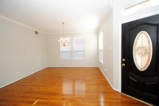 1115 Oxford Mills Ln in Sugar Land, TX - Building Photo - Building Photo